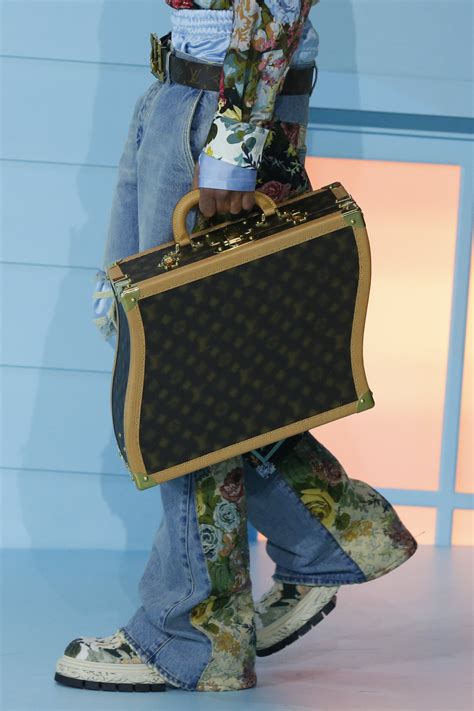 louis vuitton virgil abloh after|louis vuitton virgil abloh collection.